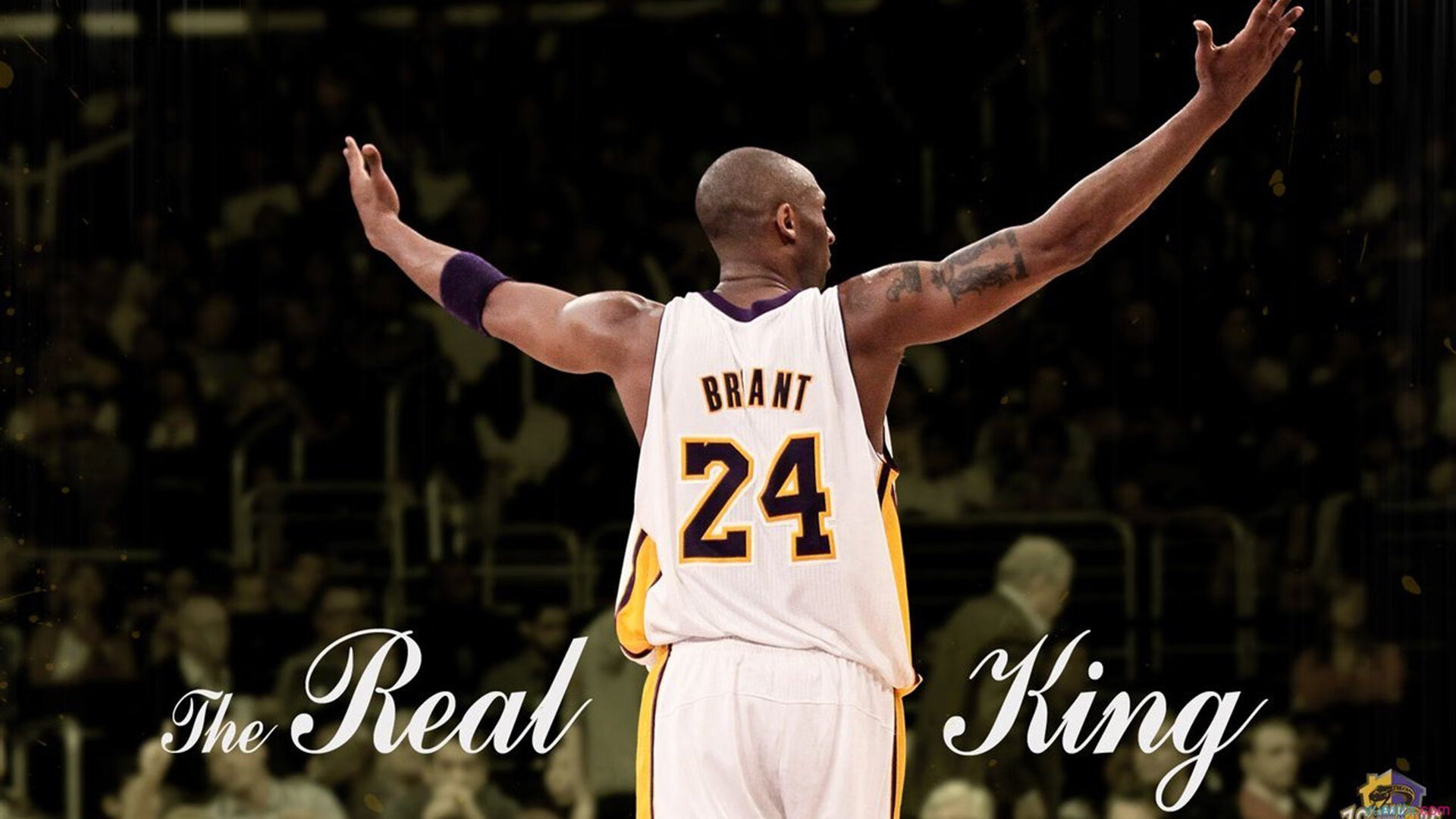 勇士队全力拼搏，追逐历史三连冠，勇士4年夺三冠对手